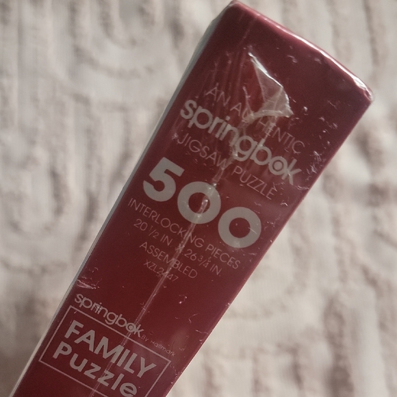 Puppy Dots Family Puzzle - Black and White - Picture 7 of 8